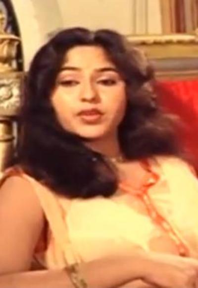 Gaon Ki Chaila Hot Movie