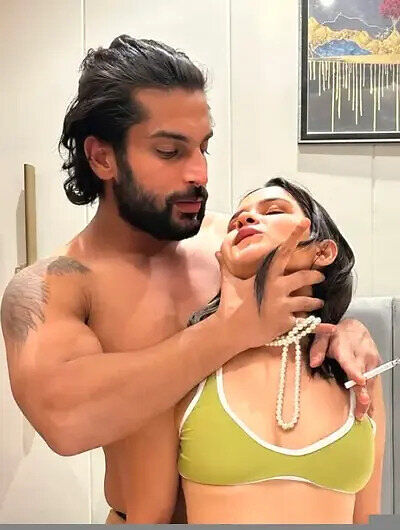 Mansi Negi MelloBadass (2025) Hindi