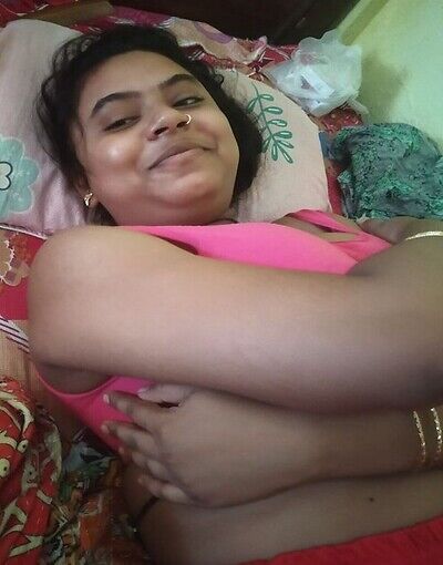 Married Tanker Bhabhi (2025) Hindi