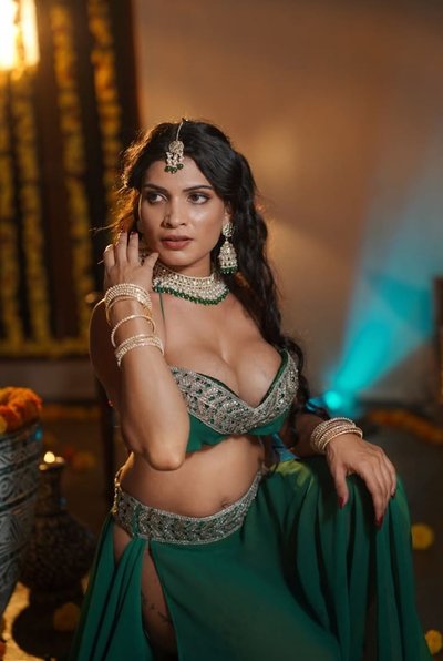 New Live (2025) Resmi Nair Hindi