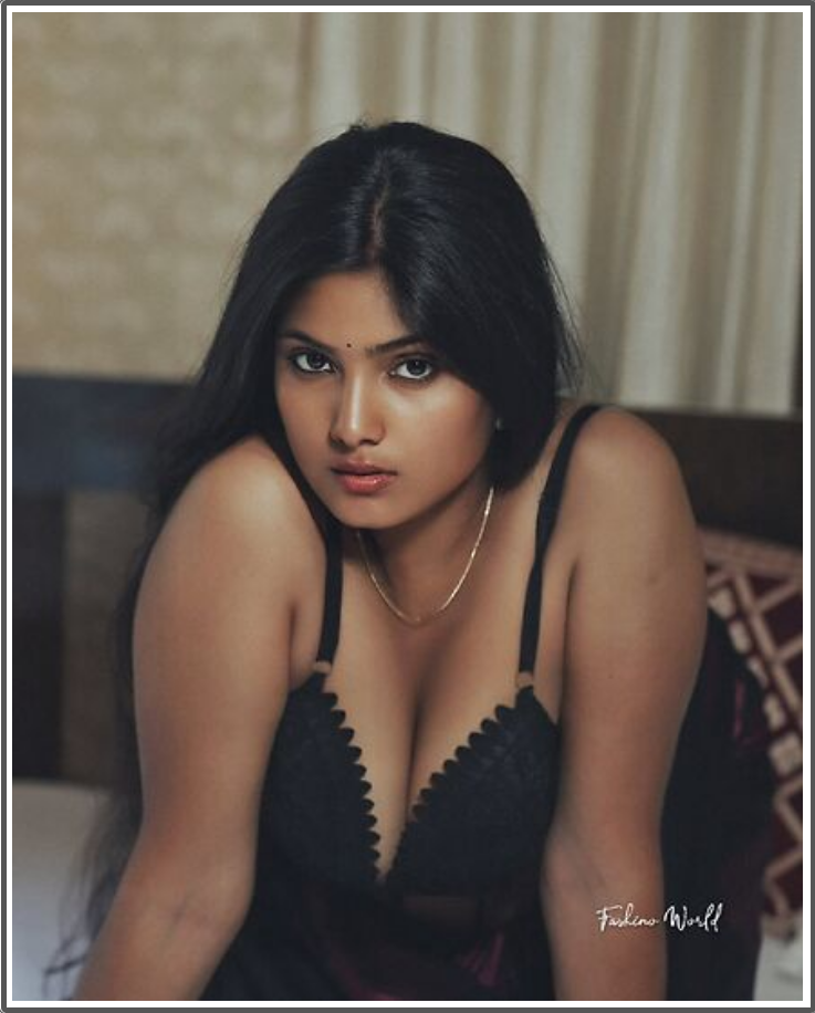 Model Piya Couple Faking (2026) Hindi